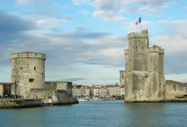 Tôlerie Industrielle Pro Tôlerie fine industrielle La Rochelle