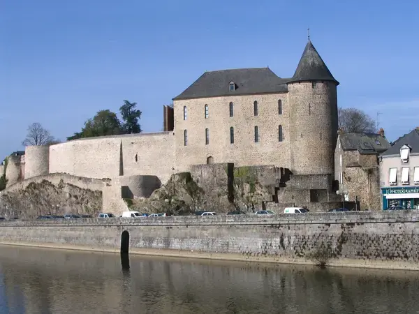 Tôlerie Industrielle Pro Tôlerie fine industrielle Mayenne