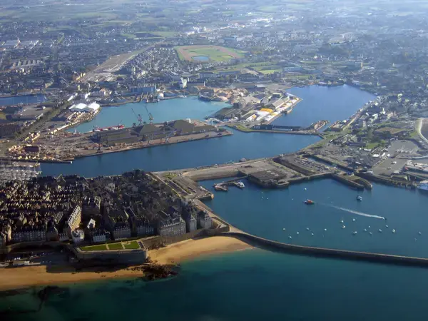 Tôlerie Industrielle Pro Tôlerie fine industrielle Saint-Malo
